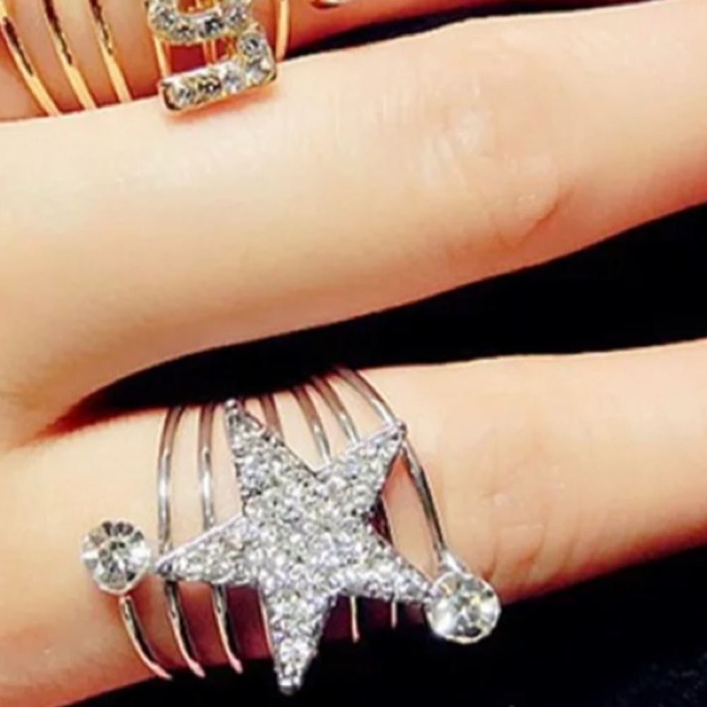 ♥️💋Star struck ring 💍 - Picture 4 of 5